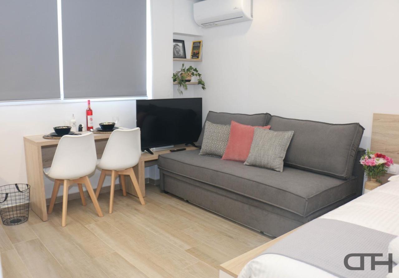 New deluxe studio 4 downtown Thessaloniki- Fully equiped Esterno foto